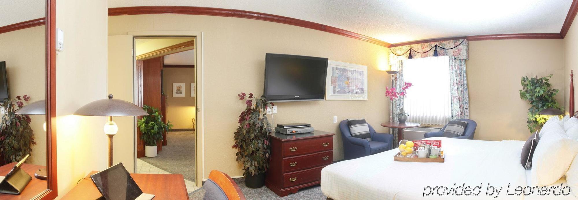 Stonebridge Hotel Grande Prairie Exterior photo