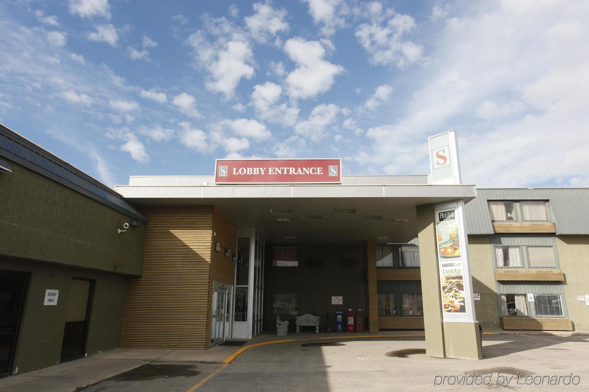 Stonebridge Hotel Grande Prairie Exterior photo