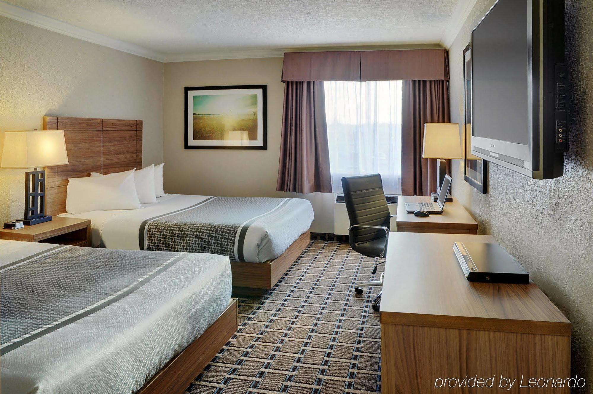 Stonebridge Hotel Grande Prairie Exterior photo