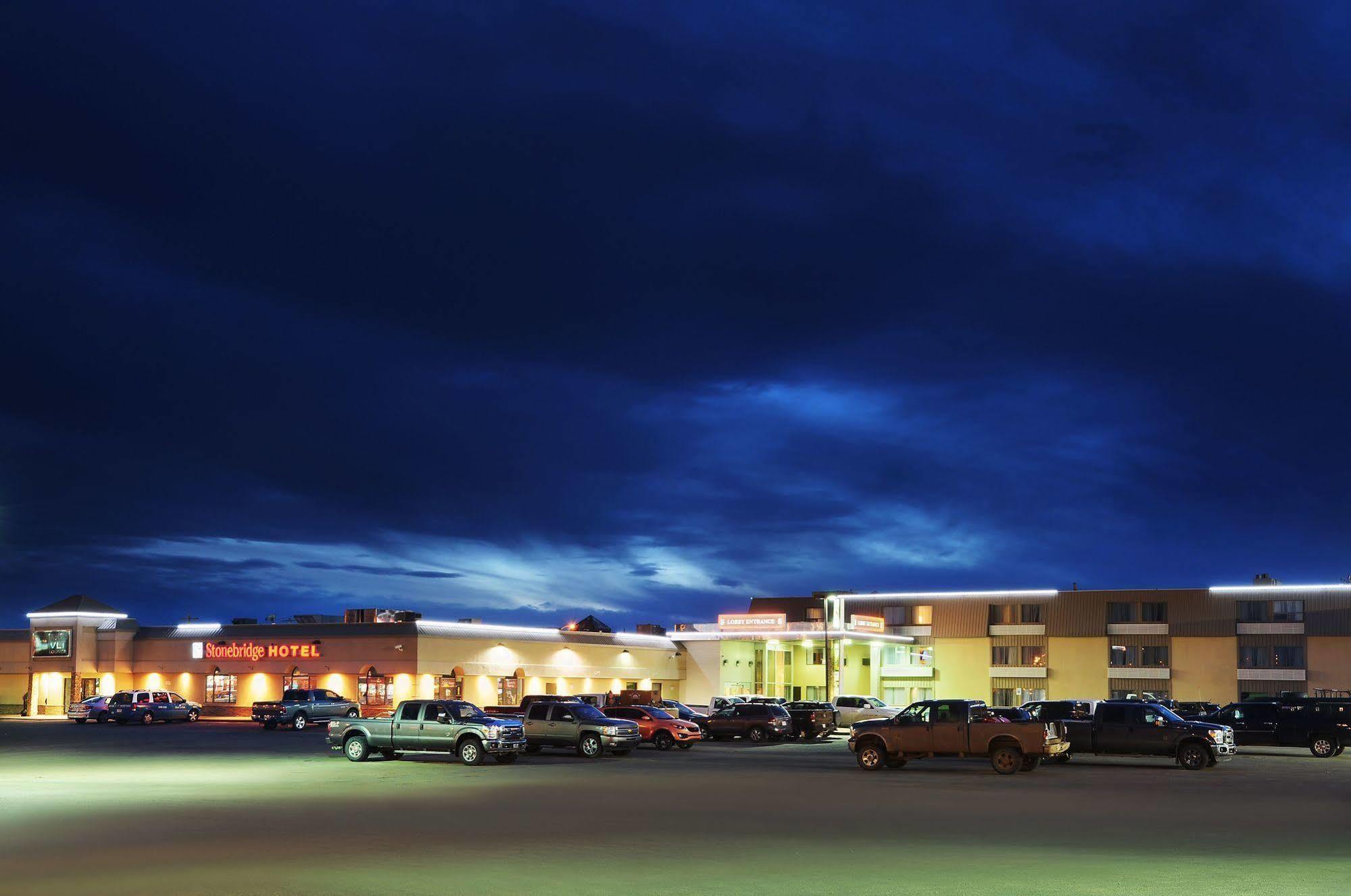 Stonebridge Hotel Grande Prairie Exterior photo